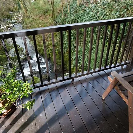 River Falls View * Эмблсайд